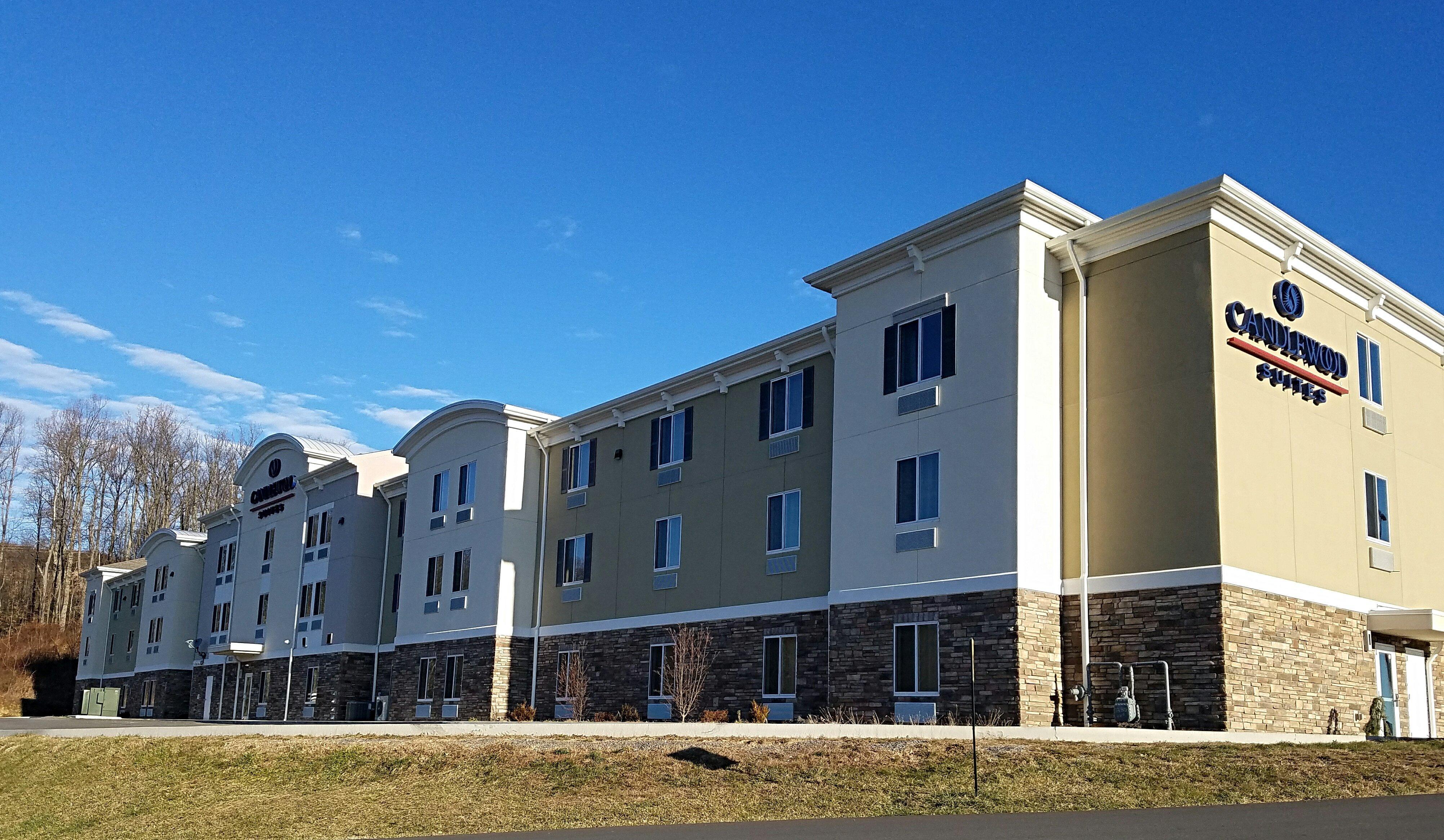 Candlewood Suites Morgantown-Univ West Virginia By Ihg Westover Exterior photo