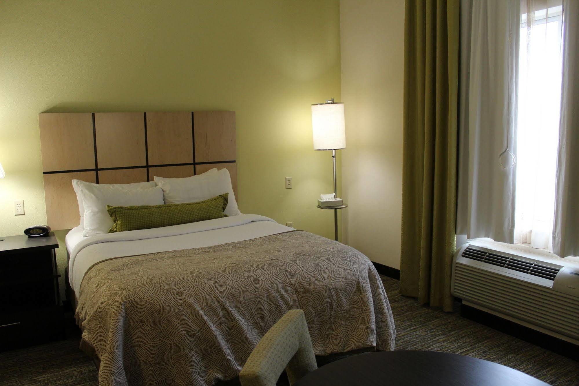 Candlewood Suites Morgantown-Univ West Virginia By Ihg Westover Exterior photo